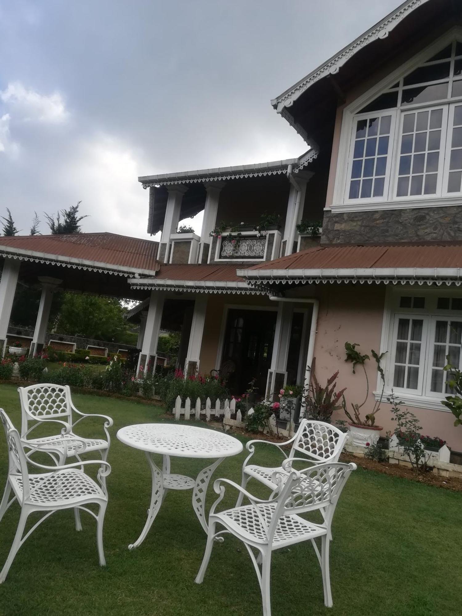 Royal Wattles Apartment Nuwara Eliya Exterior photo